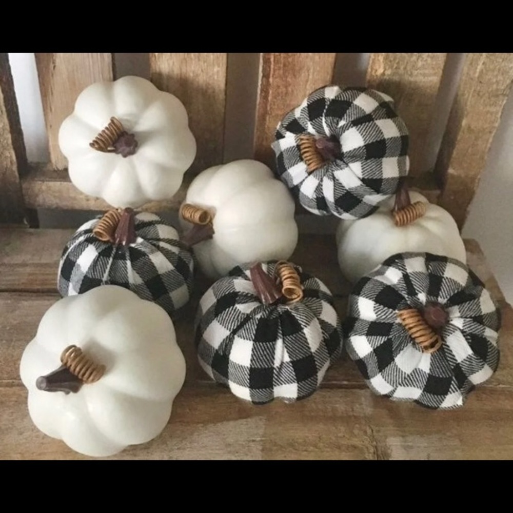 Buffalo plaid pumpkins